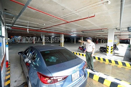 Đội ngũ an ninh đảm bảo trật tự trong bãi đậu xe