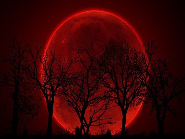 Lý giải hiện tượng mặt trăng máu