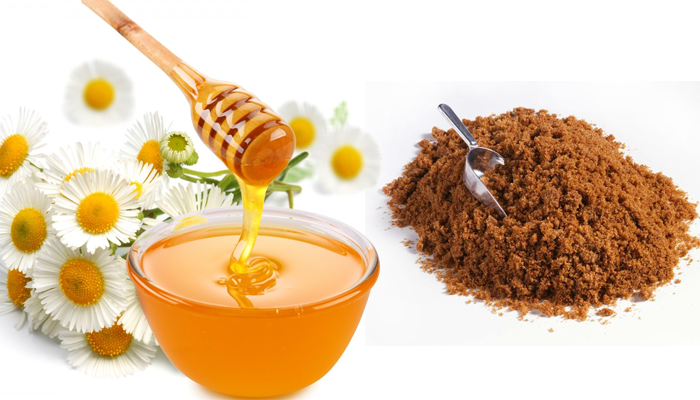 Cách làm môi hồng từ mật ong và đường nâu có hiệu quả tốt