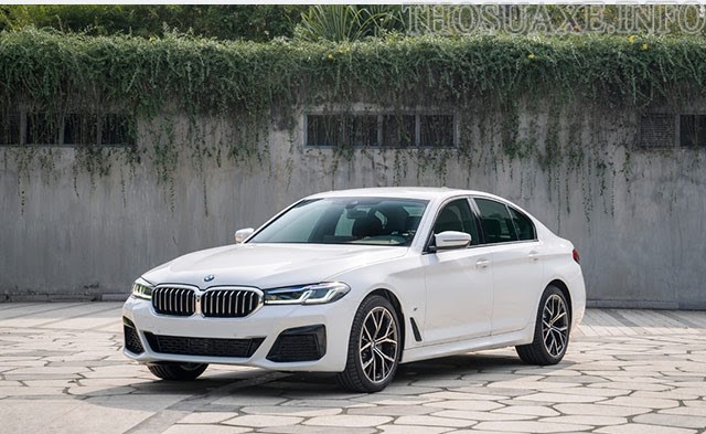 BMW Series 5 mạnh mẽ và tiết kiệm nhiên liệu
